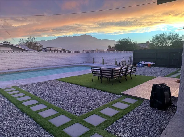 12400 Cholla Dr, Desert Hot Springs, CA 92240