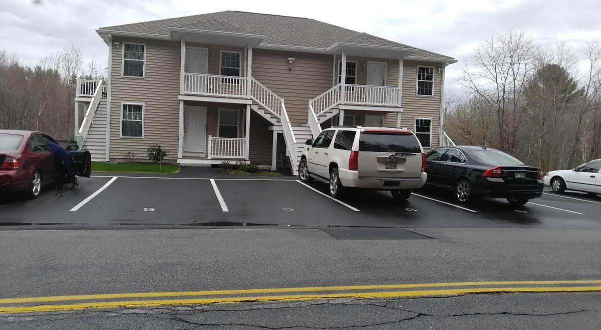 2 bed, 900 sqft, $2,000 — Photo 1