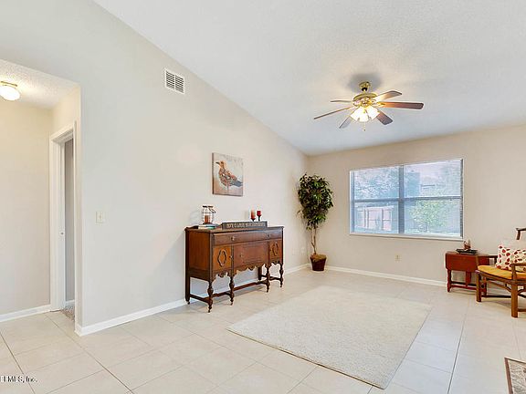 5th image of 8424 Long Meadow Cir N
