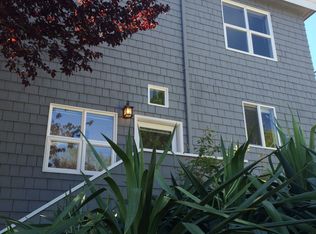 2309 W Crockett St, Seattle, WA 98199