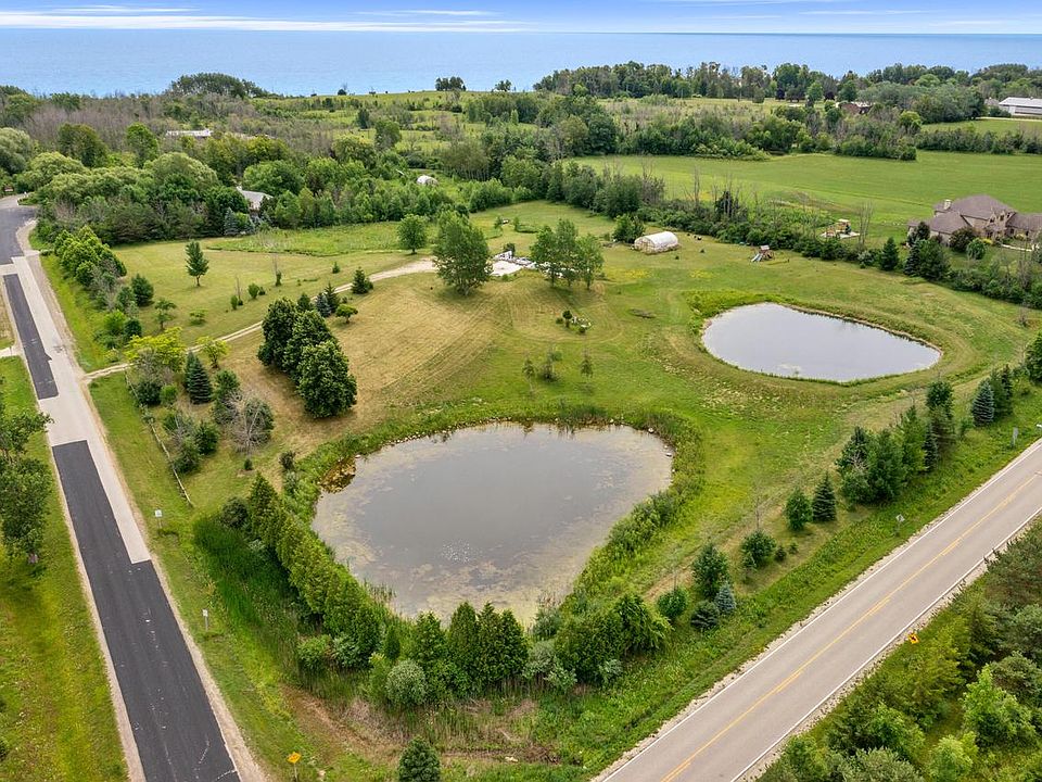 585 HIGH BLUFF DRIVE, Grafton, WI 53024 MLS 1841774 Zillow