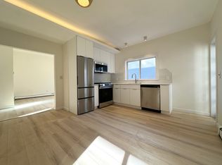 144 Spring St #2R, Cambridge, MA 02141