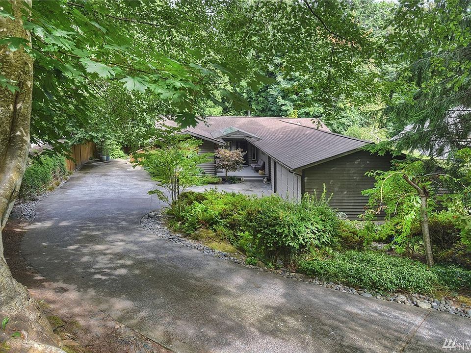 1st image of 11216 Parkhill Pl NE