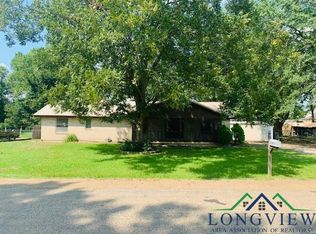 520 Birch St, Maud, TX 75567