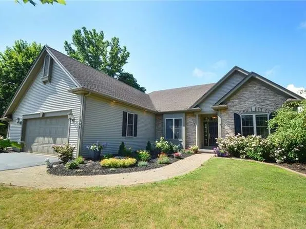 1609 Loughrea Ter, Webster, NY 14580
