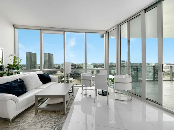 851 NE 1st Avenue #2410, Miami, FL 33132