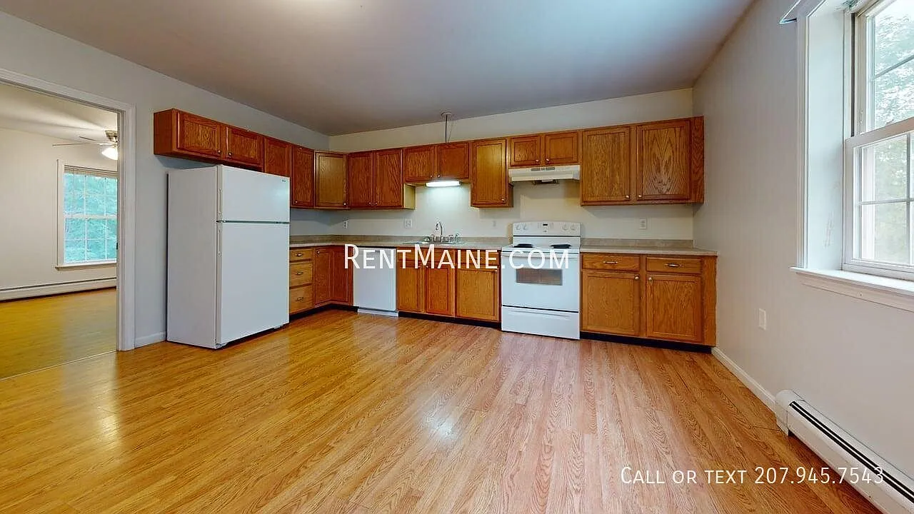 2 bed, 992 sqft, $1,425 — Photo 2