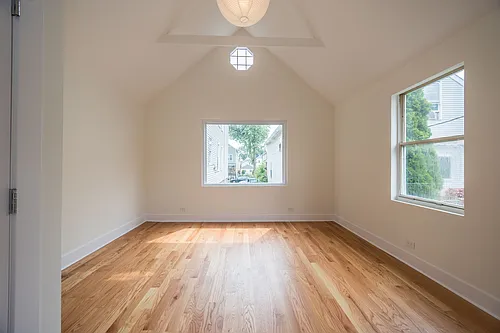 1740 N Francisco Ave #CH Photo 1 1740 N Francisco Ave #CH Photo 1