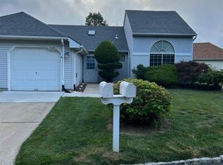 660B Azalea Plz, Monroe Township, NJ 08831