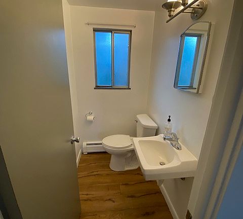 2nd image of 220 W Mosley St #3