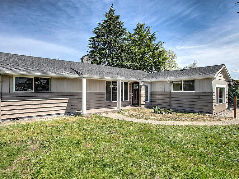 6204 S 118th Pl — Photo 18