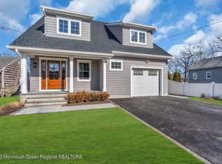 38 Ridge Ave, Manasquan, NJ 08736