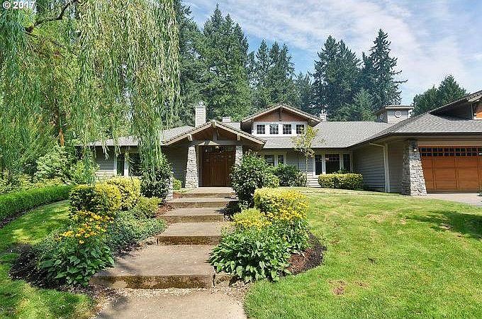 2nd image of 5025 SW Homesteader Rd