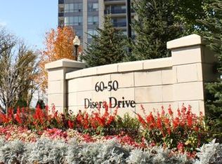 50 Disera Dr #907, Vaughan, ON L4J 9E9