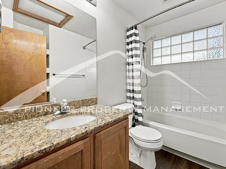 18834 E Prentice Dr — Photo 16