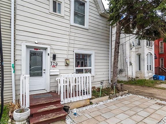 3rd image of 179 Wilson St