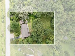 8528 101st St W, Andalusia, IL 61232