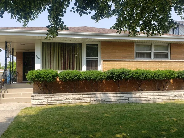 2920 Ruby St, Franklin Park, IL 60131