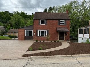 1446 White Oak Dr, Verona, PA