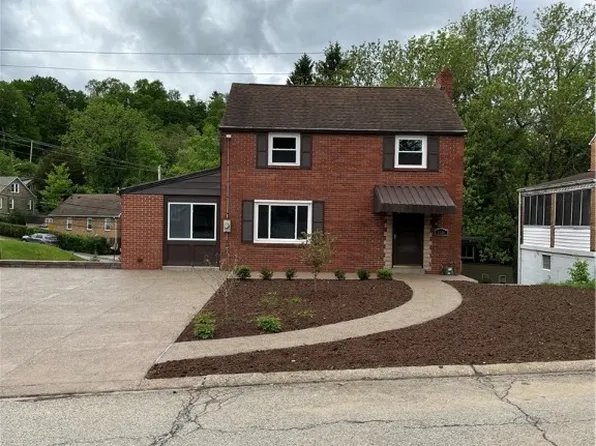 1446 White Oak Dr, Verona, PA 15147