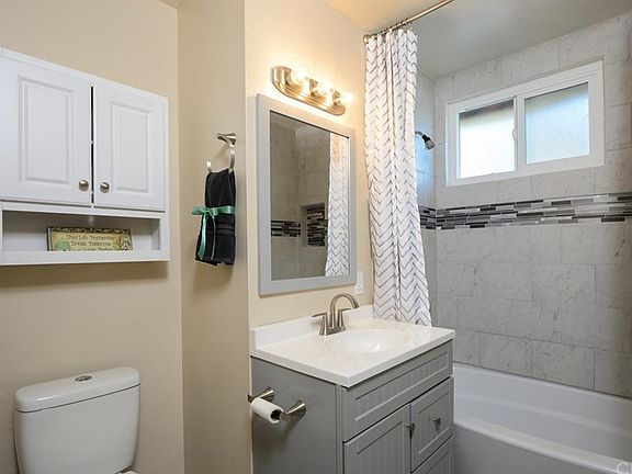 5th image of 1637 Lark Ln