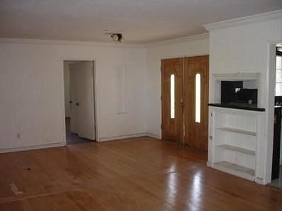 3rd image of 6424 Tooley St