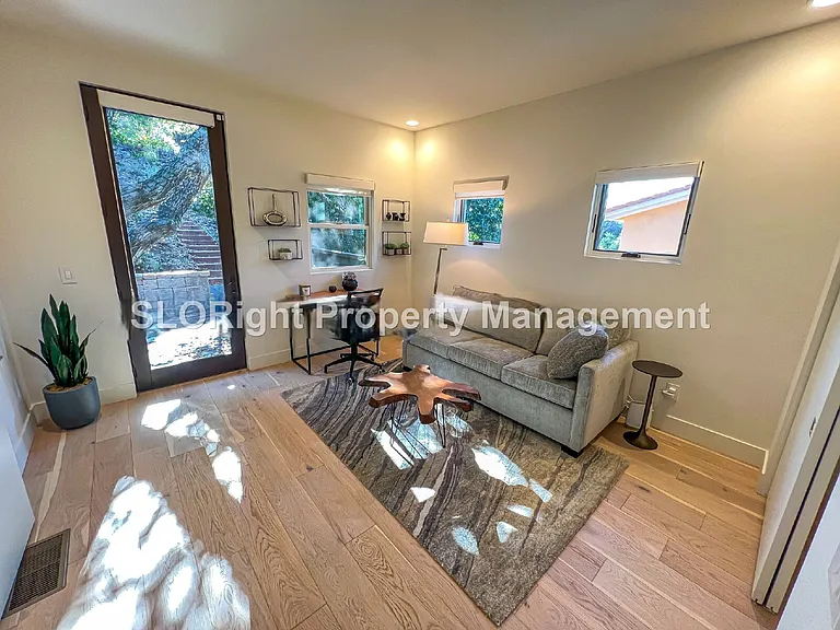 2279 San Luis Dr — Photo 11