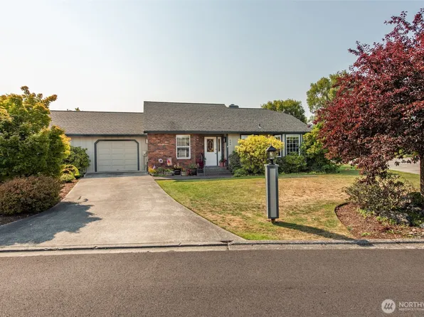 890 N Oxford Way, Sequim, WA 98382