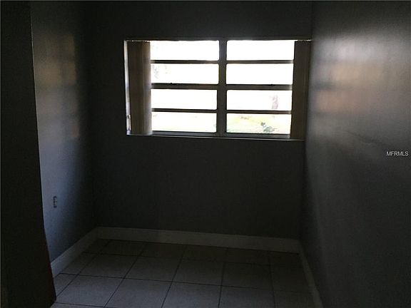 5th image of 8321 N Albany Ave