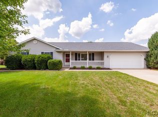 3121 Cobblestone Rdg, Tecumseh, MI 49286