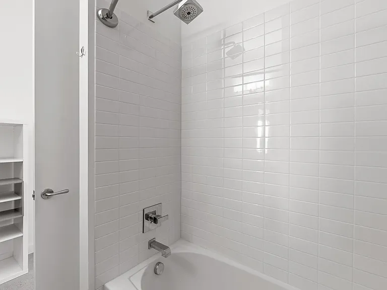 507 Sabine St #901 — Photo 19