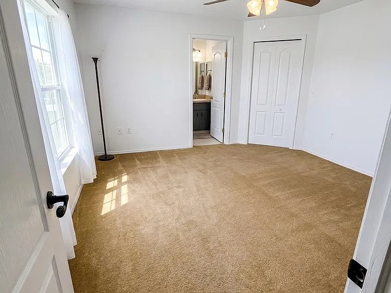 3004 Wentworth Pl — Photo 4