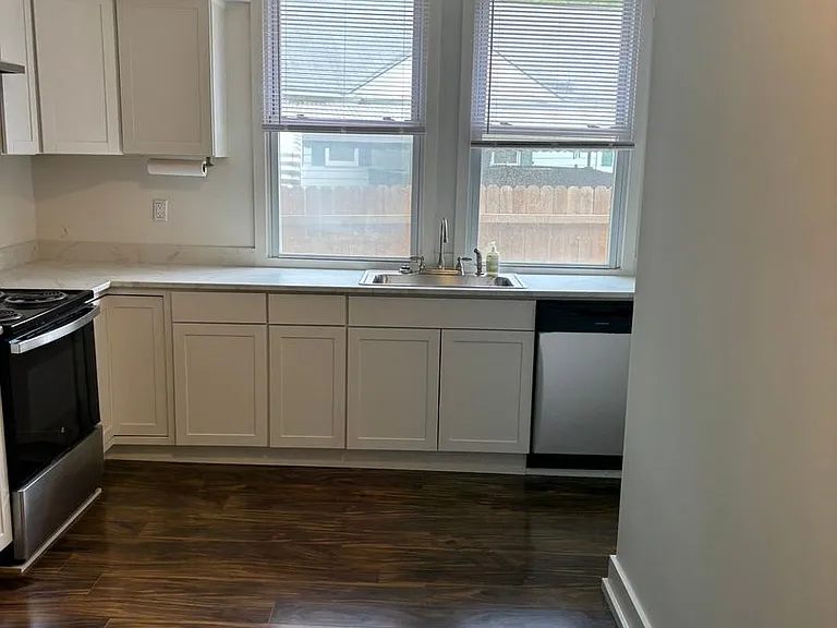 1 Magnolia St — Photo 5