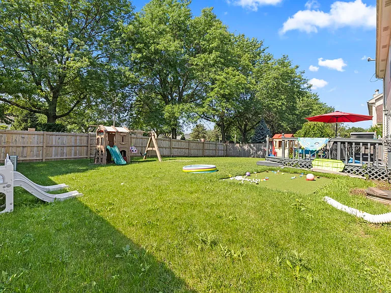 1274 Amaranth Dr — Photo 26
