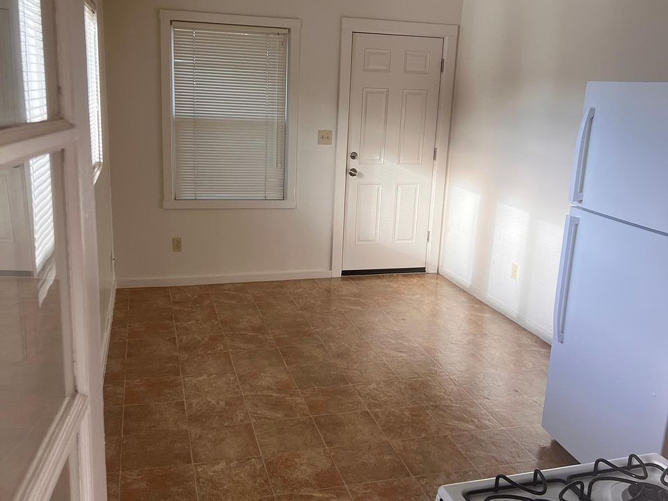 Kitchen / living area combination