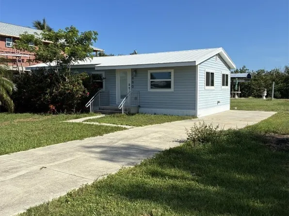 2880 8th Ave, Saint James City, FL 33956