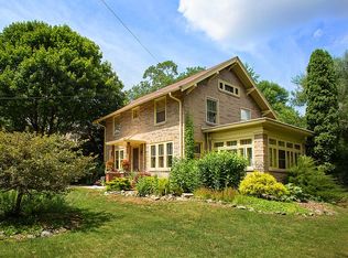 1106 E Forest Ave, Neenah, WI 54956