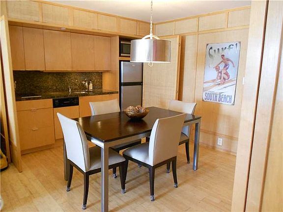 4th image of 465 Ocean Dr APT 1126