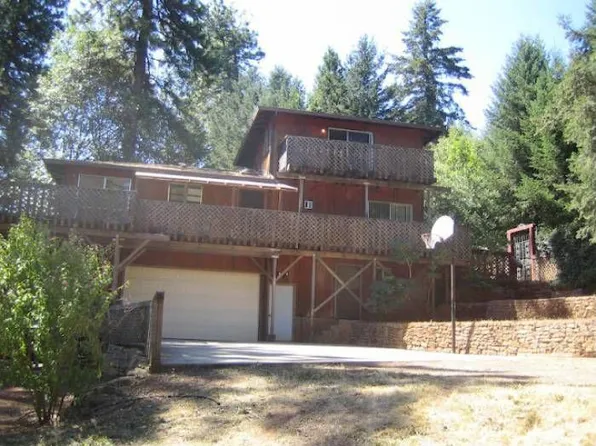 13762 Granada Dr, Magalia, CA 95954