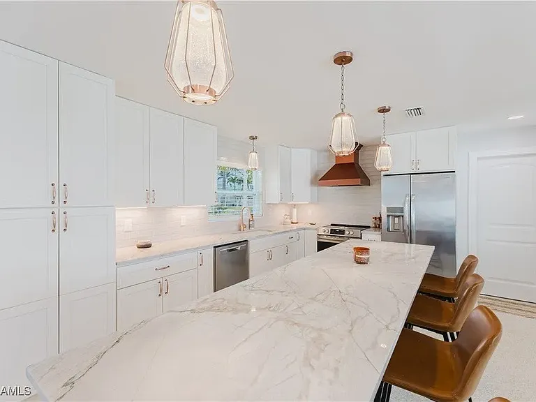 444 Bayshore Dr — Photo 12