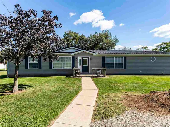 11136 Cedar St, Brookville, IN 47012
