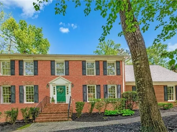 5251 Amberbrook Ct, Marietta, GA 30068