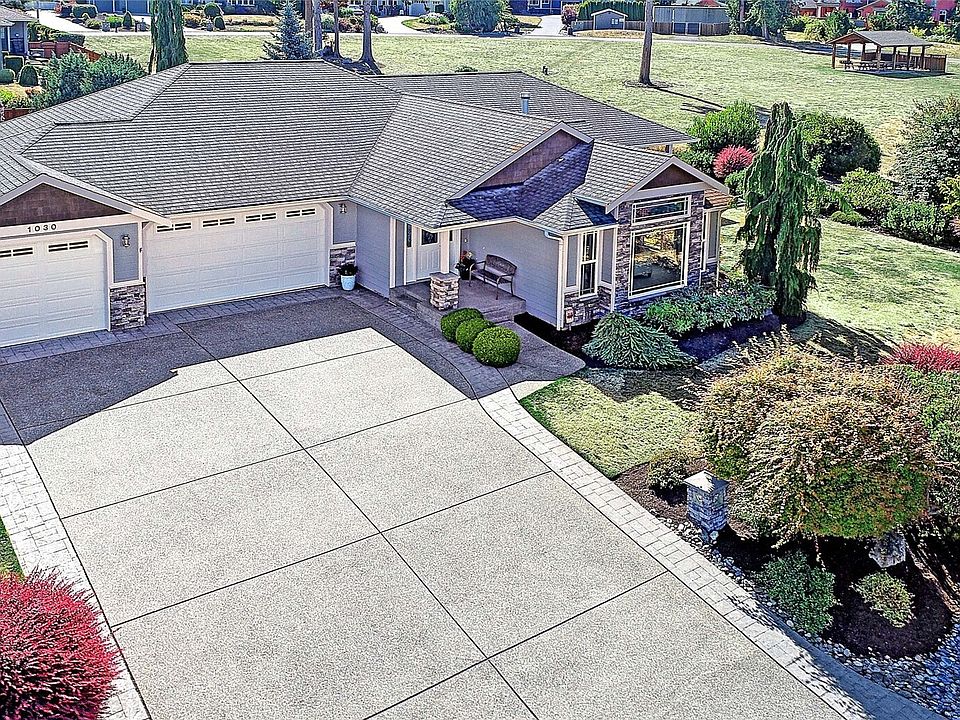 1st image of 1030 Kingswood Drive