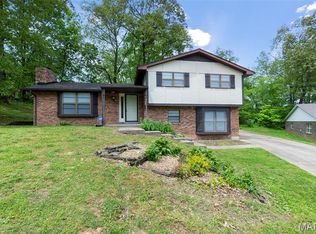 403 Shawnee Cir, Jackson, MO 63755