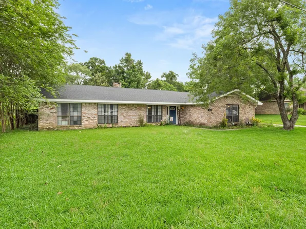 2006 Katham St, Deridder, LA 70634
