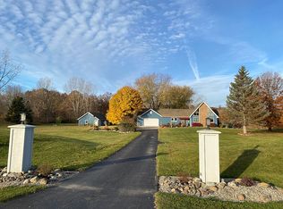 2202 S Range Rd, Saint Clair, MI 48079