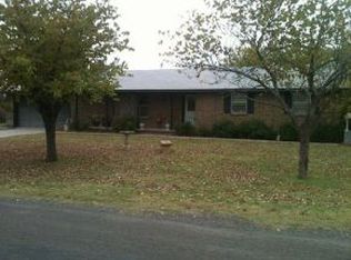 401 S Brakefield Dr, Wayne, OK 73095