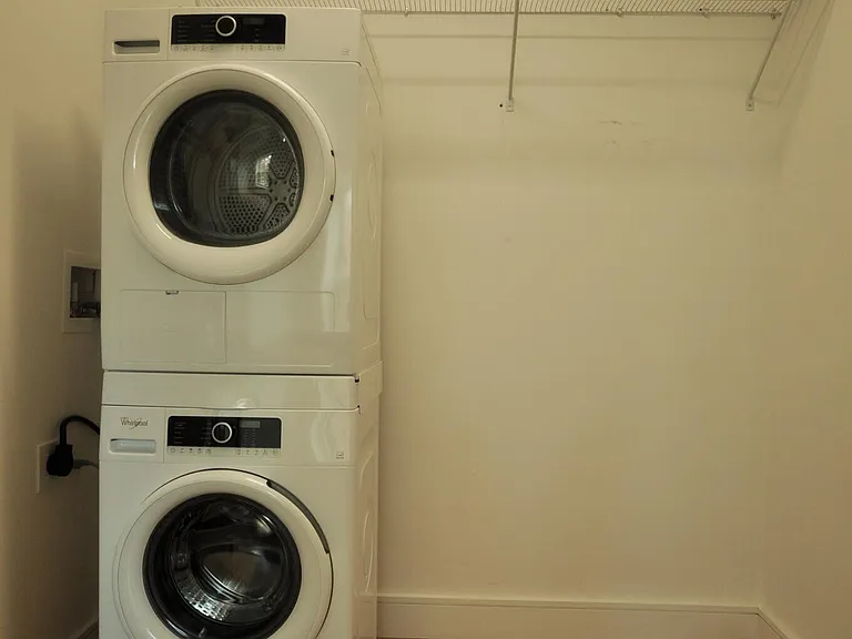 879 Beacon St #7 — Photo 8