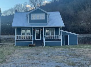 2542 Lurich Rd, Narrows, VA 24124