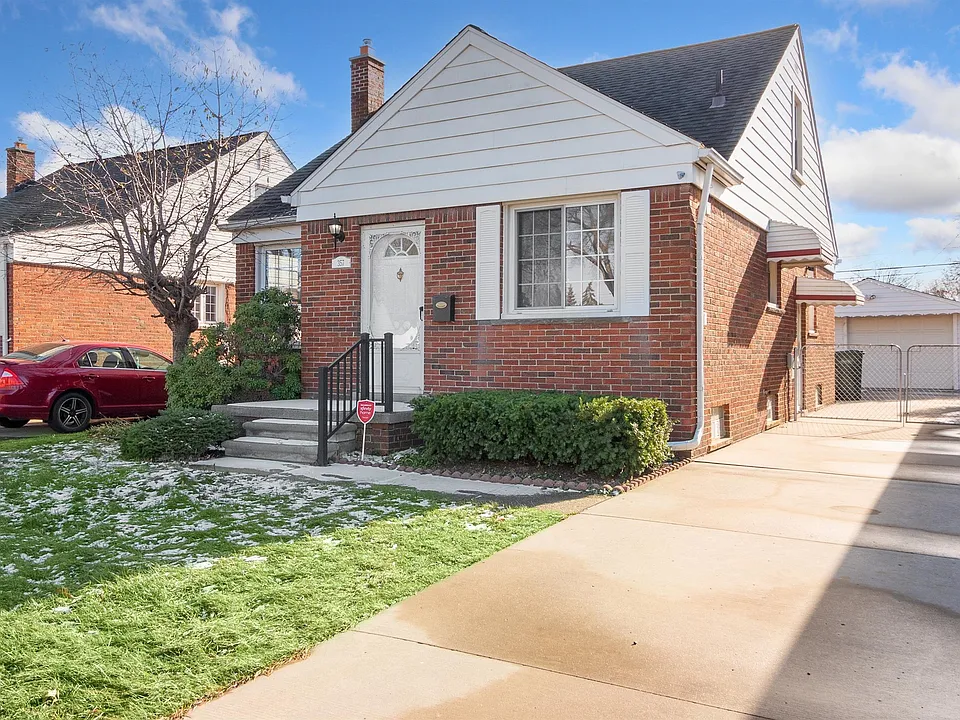 357 Emmons Blvd